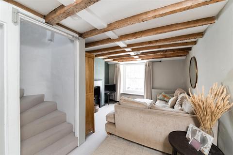 13 High Street, Woodstock, OX20 1TE