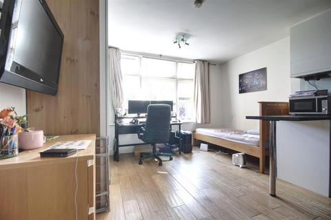 Studio for sale, Bury Way, St. Ives