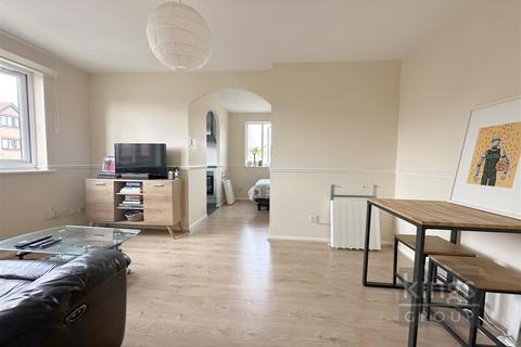 Studio for sale, Magpie Close, Enfield