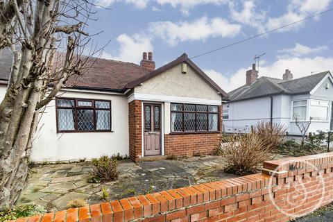 2 bedroom bungalow for sale, Oak Road, Leeds