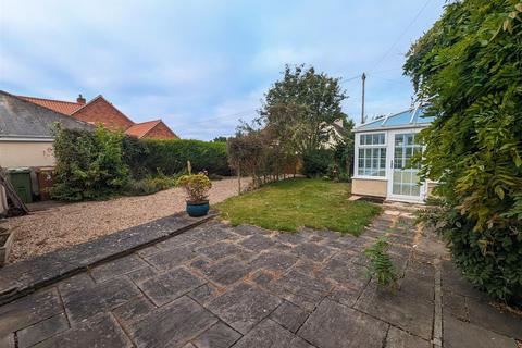 3 bedroom detached house for sale, Queen Street, Balderton