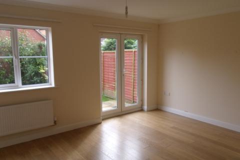 3 bedroom townhouse to rent - BLEASE CLOSE, STAVERTON