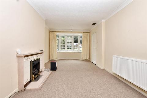 3 bedroom end of terrace house for sale, St. Annes Road, Eastbourne