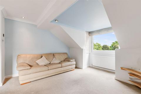 2 bedroom apartment for sale, Stockeld Way, Ilkley LS29