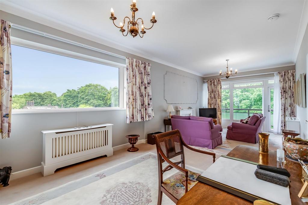 Living Area.jpg