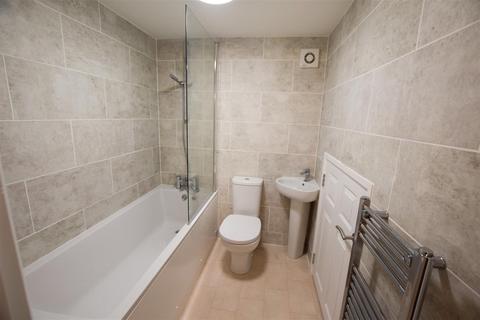 1 bedroom flat to rent, High Street, Cardigan