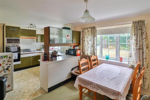 4 bedroom link detached house for sale, Ann Beaumont Way, Hadleigh, Ipswich