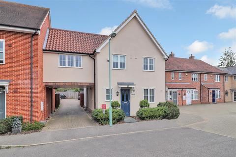 4 bedroom link detached house for sale, Joseph Close, Hadleigh