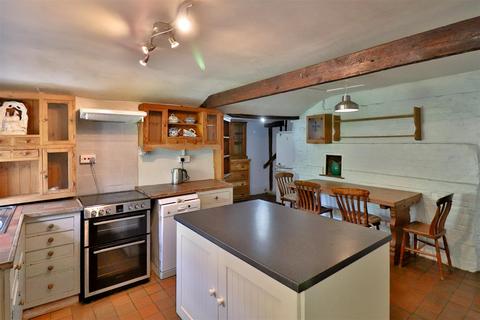 2 bedroom cottage for sale, Angel Street, Hadleigh, Ipswich