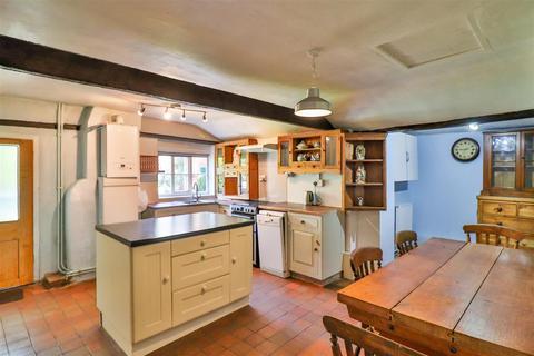 2 bedroom cottage for sale, Angel Street, Hadleigh, Ipswich