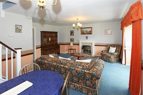 8 Townsend Croft, Telford, TF2 8AT