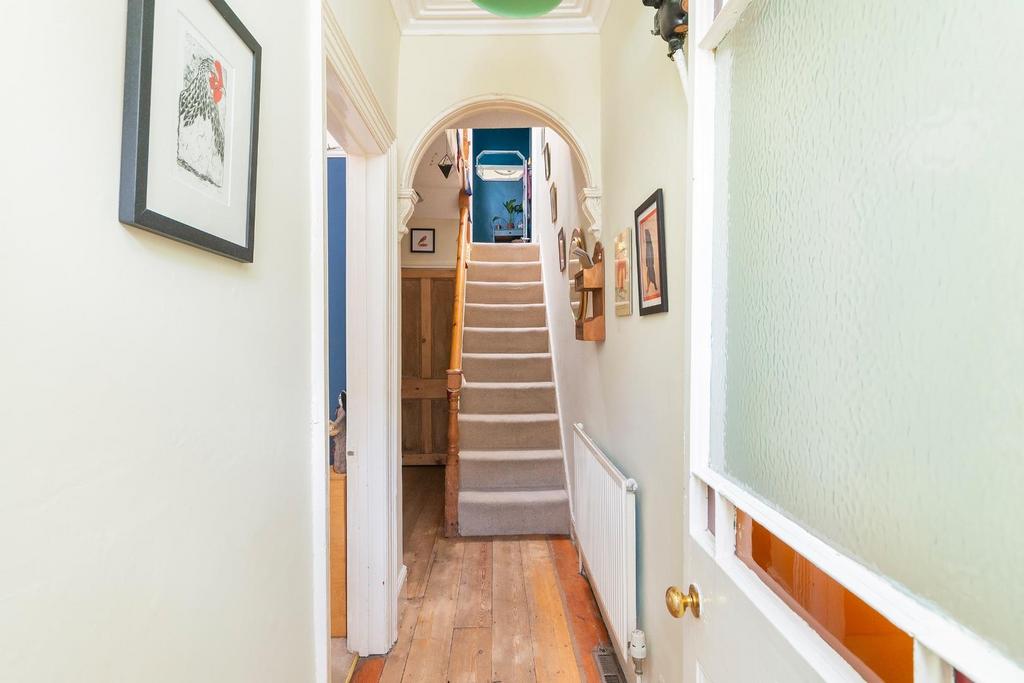5 SC4 TN - Hallway A.jpg