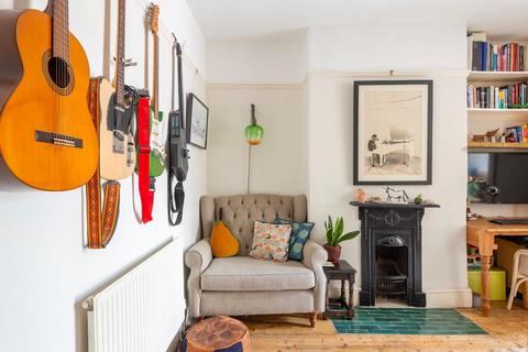 54 Stevens Crescent, Bristol, BS3 4UJ