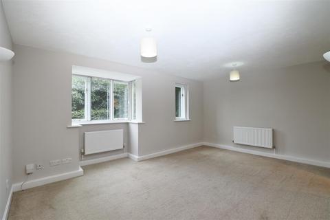undefined, Watling Stret, Radlett