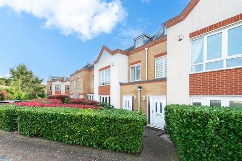 3 bedroom mews for sale, Lilah Mews, Shortlands, Bromley, BR2