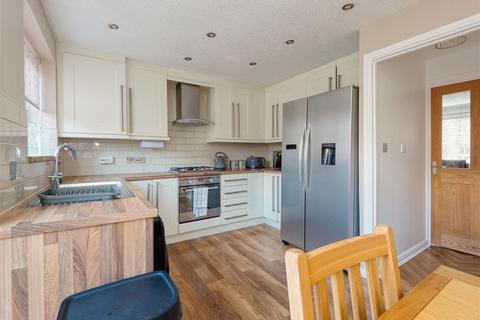 11 Curbar Close, North Wingfield, Chesterfield, S42 5PS