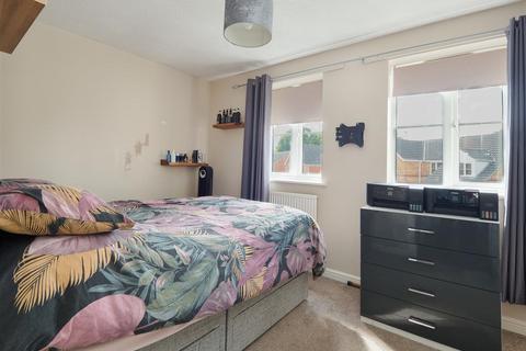 11 Curbar Close, North Wingfield, Chesterfield, S42 5PS