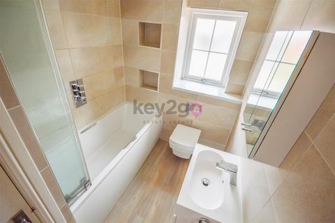 2 bedroom terraced house for sale, Hall Meadow Drive, Halfway, Sheffield, S20