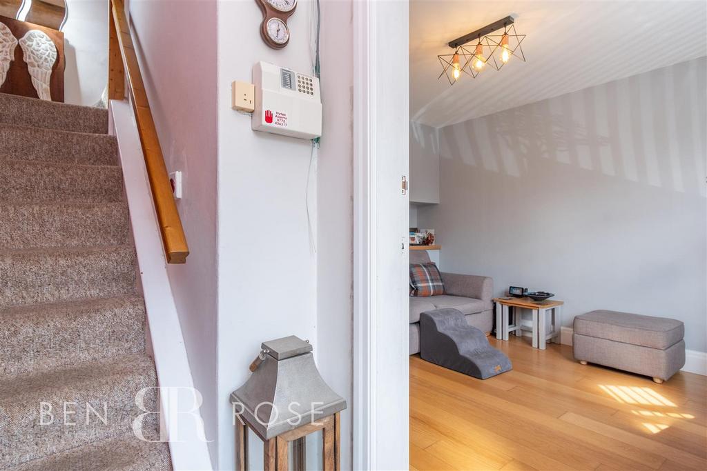 Entrance Hall/Lounge