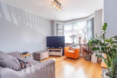 38 Edgehill Crescent, Leyland, PR25 2GU