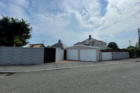 3 bedroom semi-detached house for sale, Colby Road, Burry Port