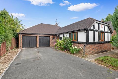 3 bedroom detached bungalow for sale, Little Orchard, Cheltenham GL52