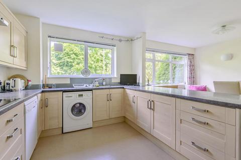 3, Newlands Buckingham Close, Guildford, GU1 1TR
