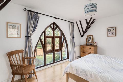 3, Old School House Perry Hill, Worplesdon, Guildford, GU3 3QZ