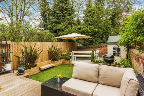 14 Cheselden Road, Guildford, GU1 3SB