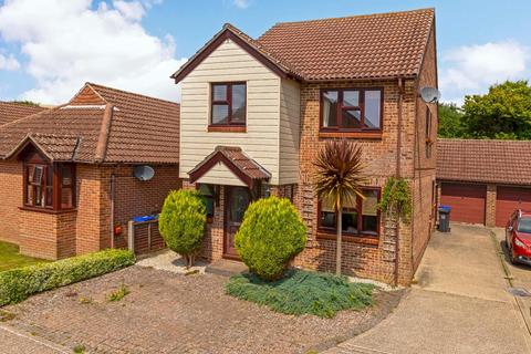 4 bedroom detached house for sale, Highview, Sompting, Lancing