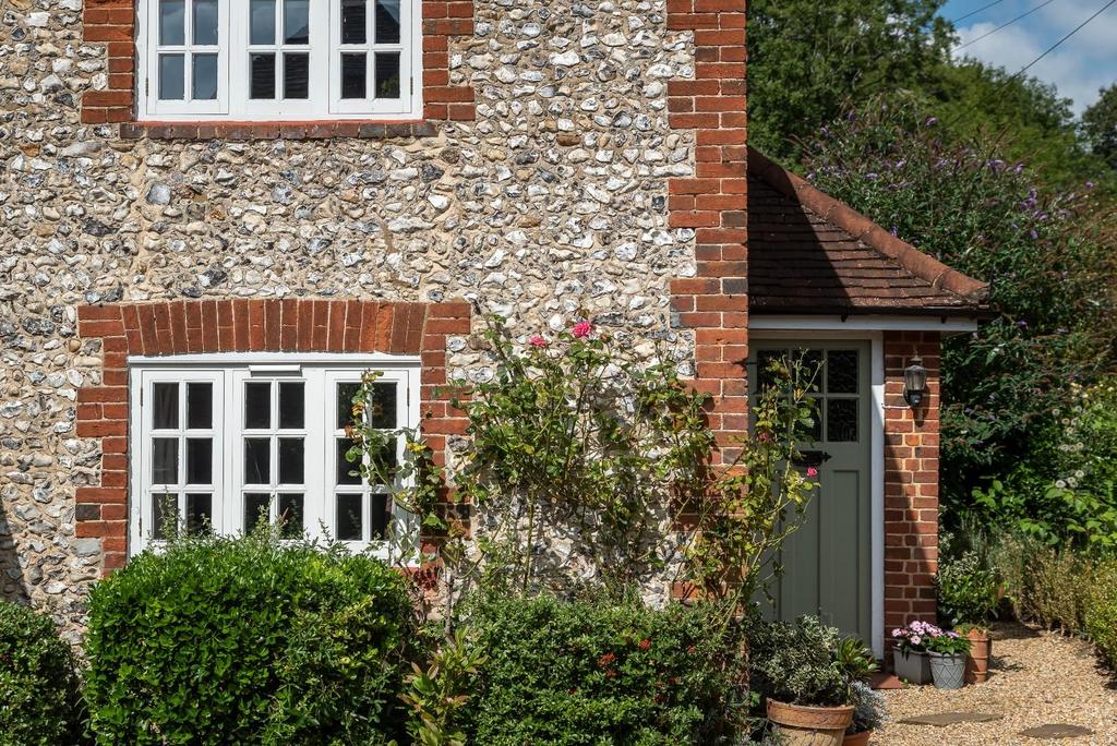 003 Pound Cottage, Old Merrow St MH13287 Final Pri