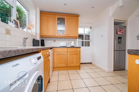 59 High Acres, Abbots Langley, WD5 0JB