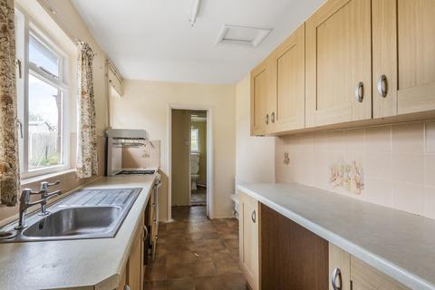 107 The Street, Puttenham, Guildford, GU3 1AT