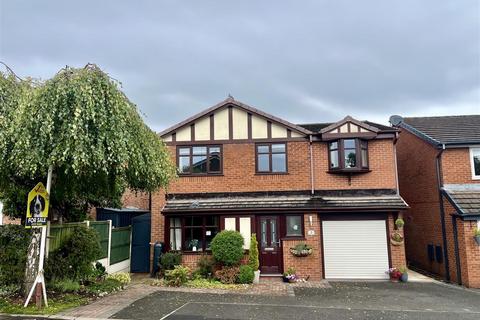 4 bedroom detached house for sale, Ossmere Close, Sandbach CW11