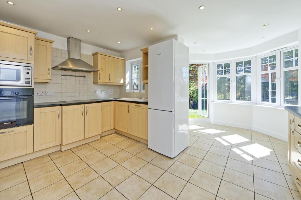 KITCHEN 1.jpeg
