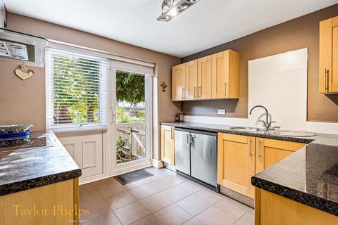 1 Bourne Close, Ware, SG12 0PX