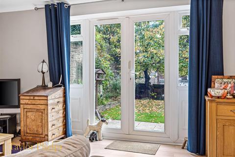 1 Bourne Close, Ware, SG12 0PX