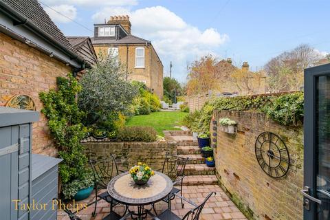 2 bedroom terraced house for sale, The Bourne, Ware SG12