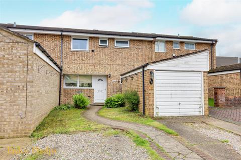 86 Cavell Road, Cheshunt, Waltham Cross, EN7 6JL