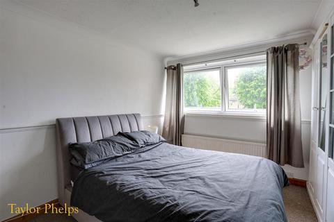 86 Cavell Road, Cheshunt, Waltham Cross, EN7 6JL