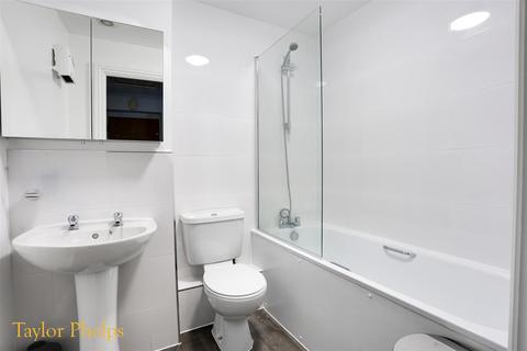 1 bedroom apartment for sale, The Granary, Stanstead Abbotts SG12