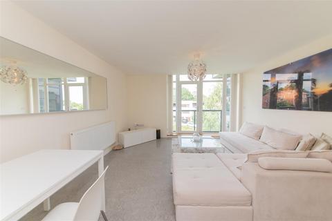 2 bedroom flat for sale, Peacock Close, London