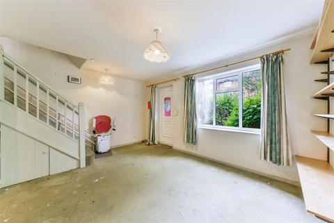 111 Brangwyn Crescent, London, SW19 2UA