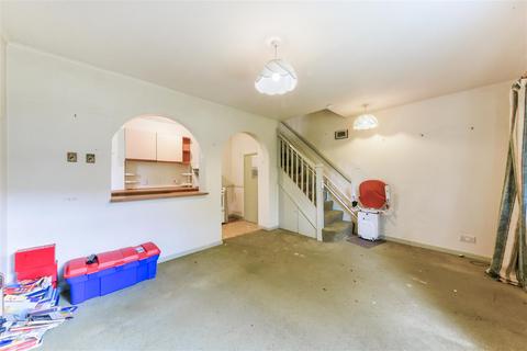 111 Brangwyn Crescent, London, SW19 2UA