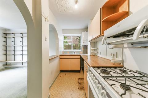 111 Brangwyn Crescent, London, SW19 2UA