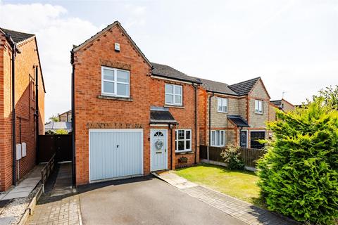 3 bedroom detached house for sale, Queens Drive, Crowle