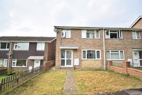 3 bedroom semi-detached house for sale, Curlew Road, Abbeydale, Gloucester