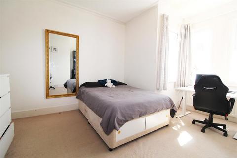 17 Constance Road, Sutton, SM1 4QG