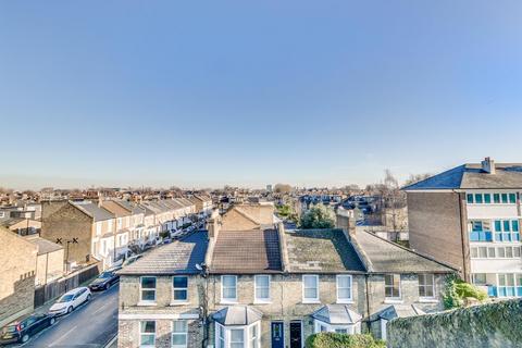 2 bedroom duplex to rent, Devonshire Road, Central Chiswick, W4