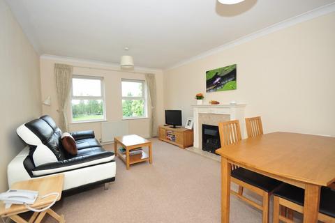 1 bedroom apartment to rent, Stamford Brook Avenue, Stamford Brook, W6